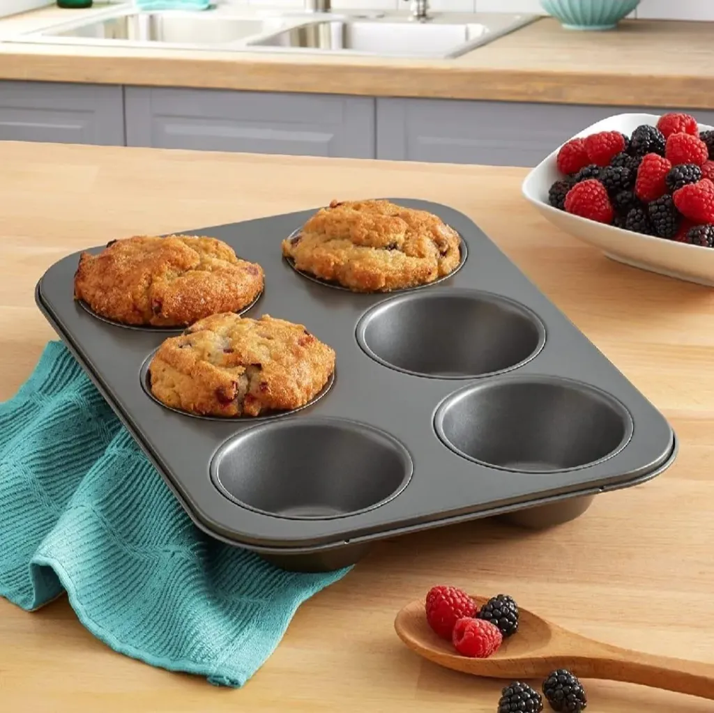 Non-Stick 6-Cup Muffin Tray – Durable Carbon Steel Baking Pan